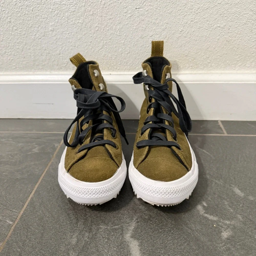 Converse Chuck Taylor All Star Lugged High Top Womens 6.5 Suede Dark Moss Green